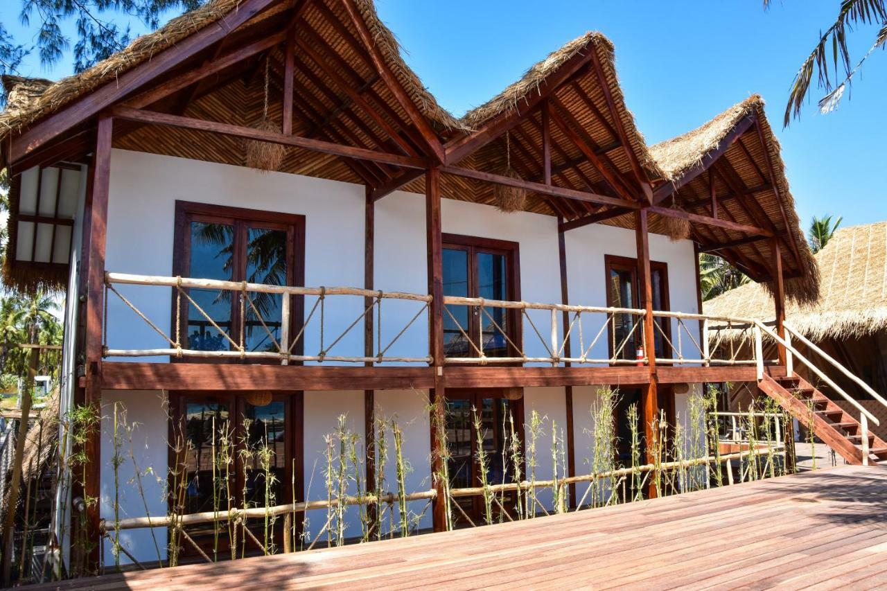 Mad Monkey Gili Trawangan Hostel Kültér fotó